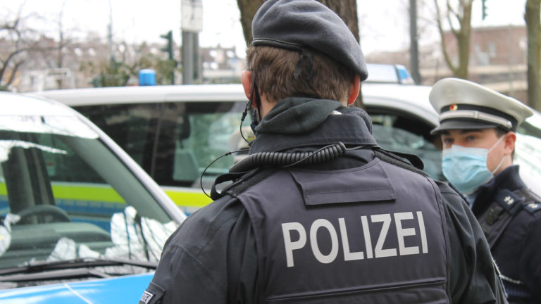 Einbruchsserie in Radebeul: Unbekannte plündern VW-Fahrzeuge