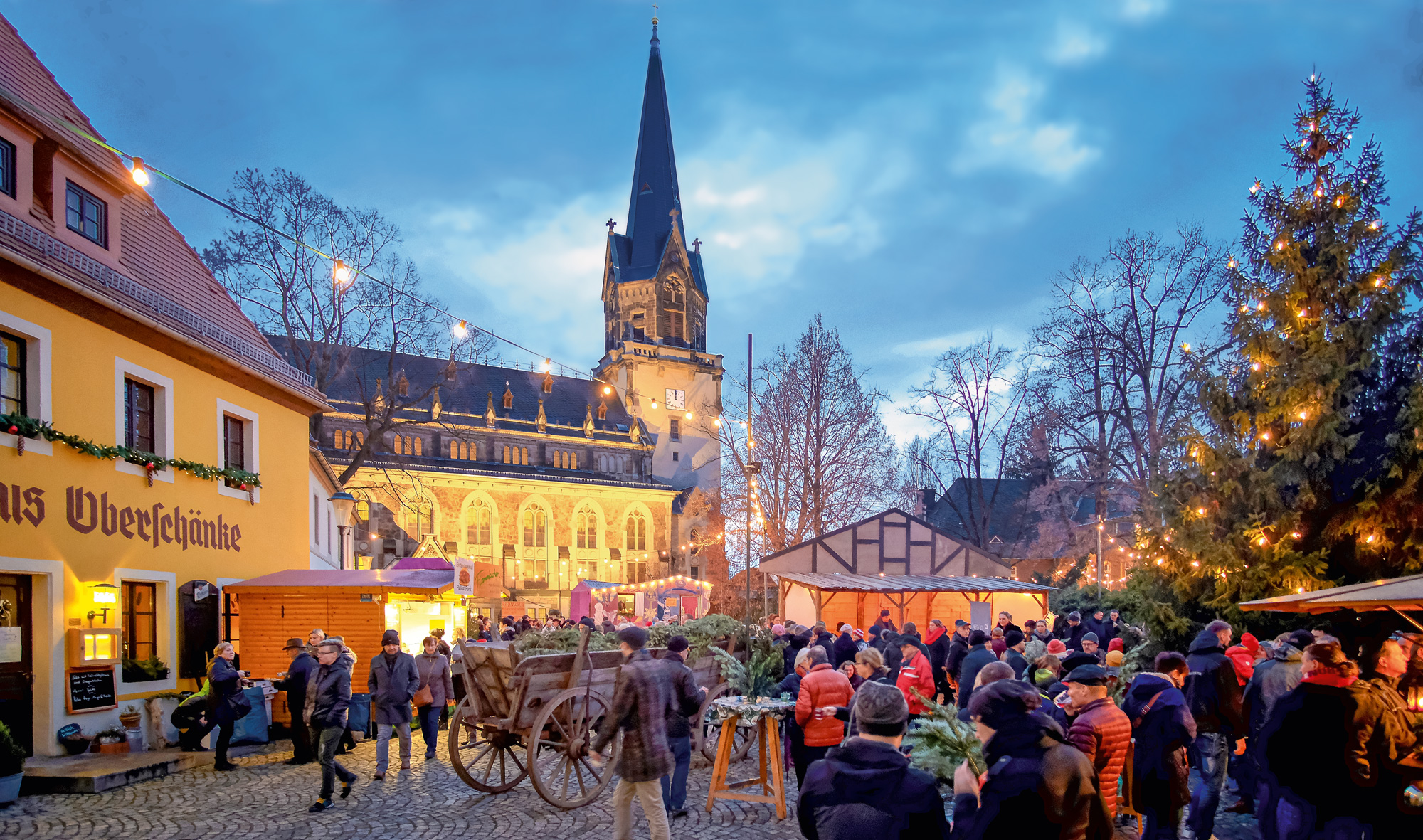 „Lichterglanz & Budenzauber“ Weihnachtsmarkt in Radebeul