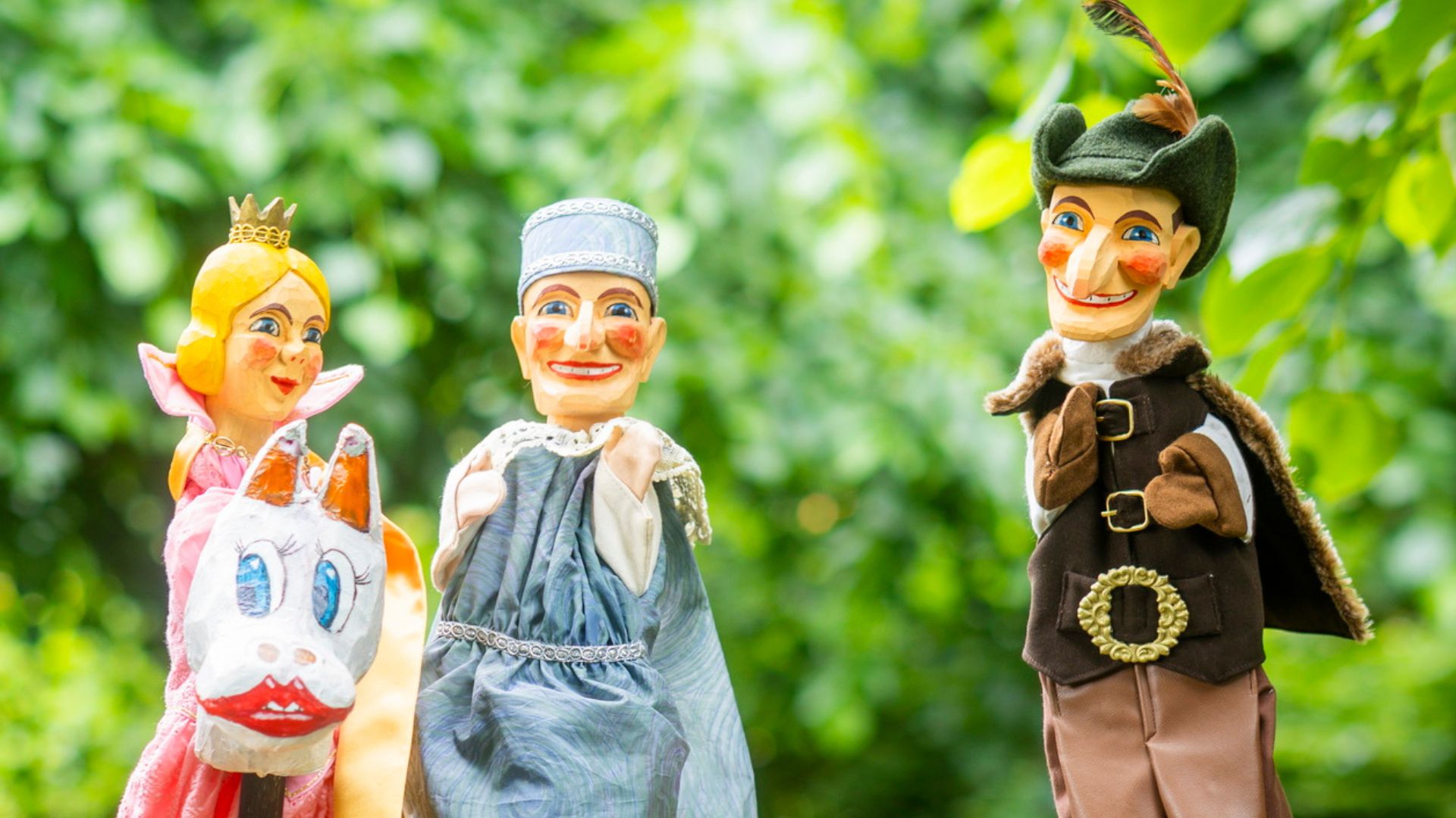 Puppenspielerin Cornelia Fritzsche und künstlerische Leiterin Bianka Heuser freuen sich auf die Kasperiade 2025