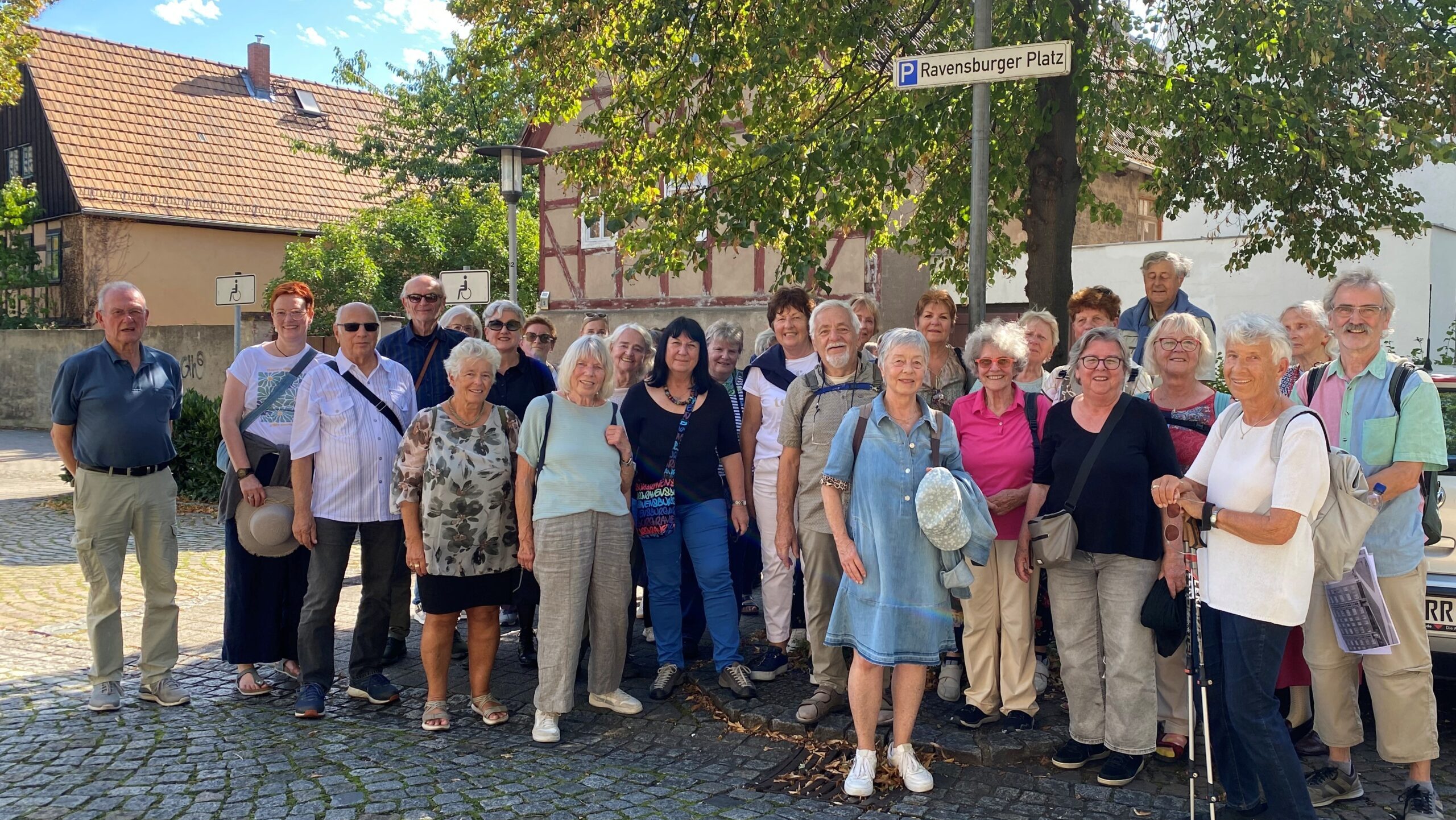 Stadtrundgang mit Besuch des Ravensburger Platzes.