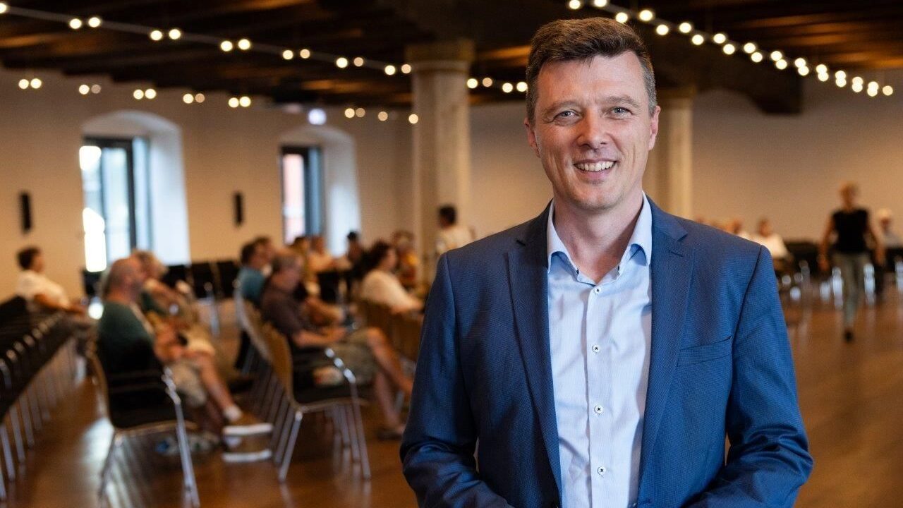 Markus Renner gewinnt die Oberbürgermeisterwahl Gemeindewahlausschuss bestätigt das Wahlergebnis