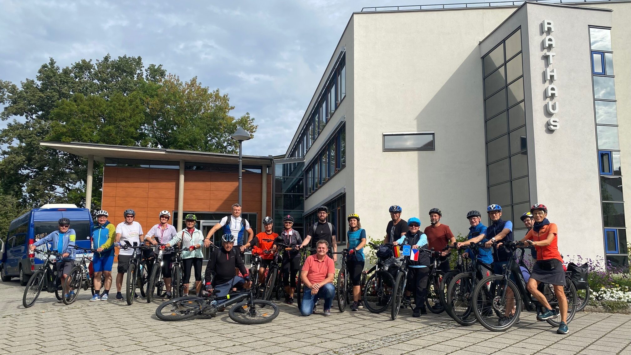 Freundschaftliche Radtour zwischen Coswig und Lovosice – Gemeinsame Erlebnisse trotz Regen