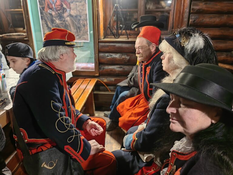 Karl May Museum Geschichtenerzähler Wolfgang Bytomski.