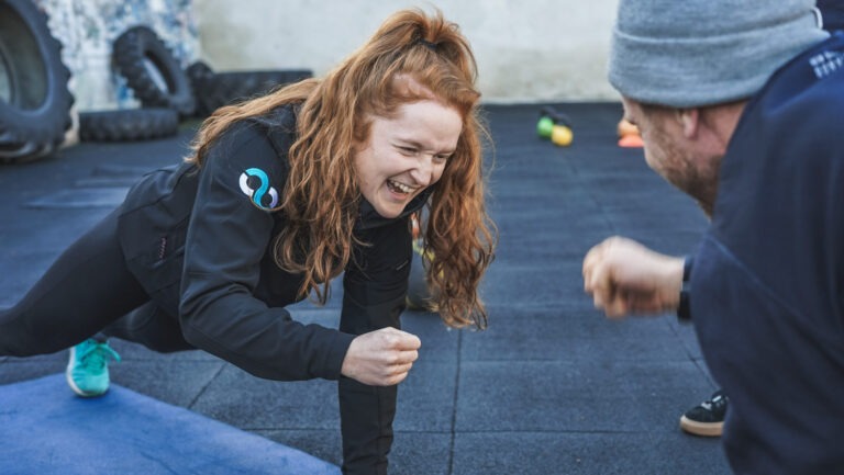 Die 27-jährige Radebeulerin erfüllt sich mit dem Outdoor-Fitness-Bootcamp ihren Traum als Athletik-Trainerin zu arbeiten. Foto: © privat
