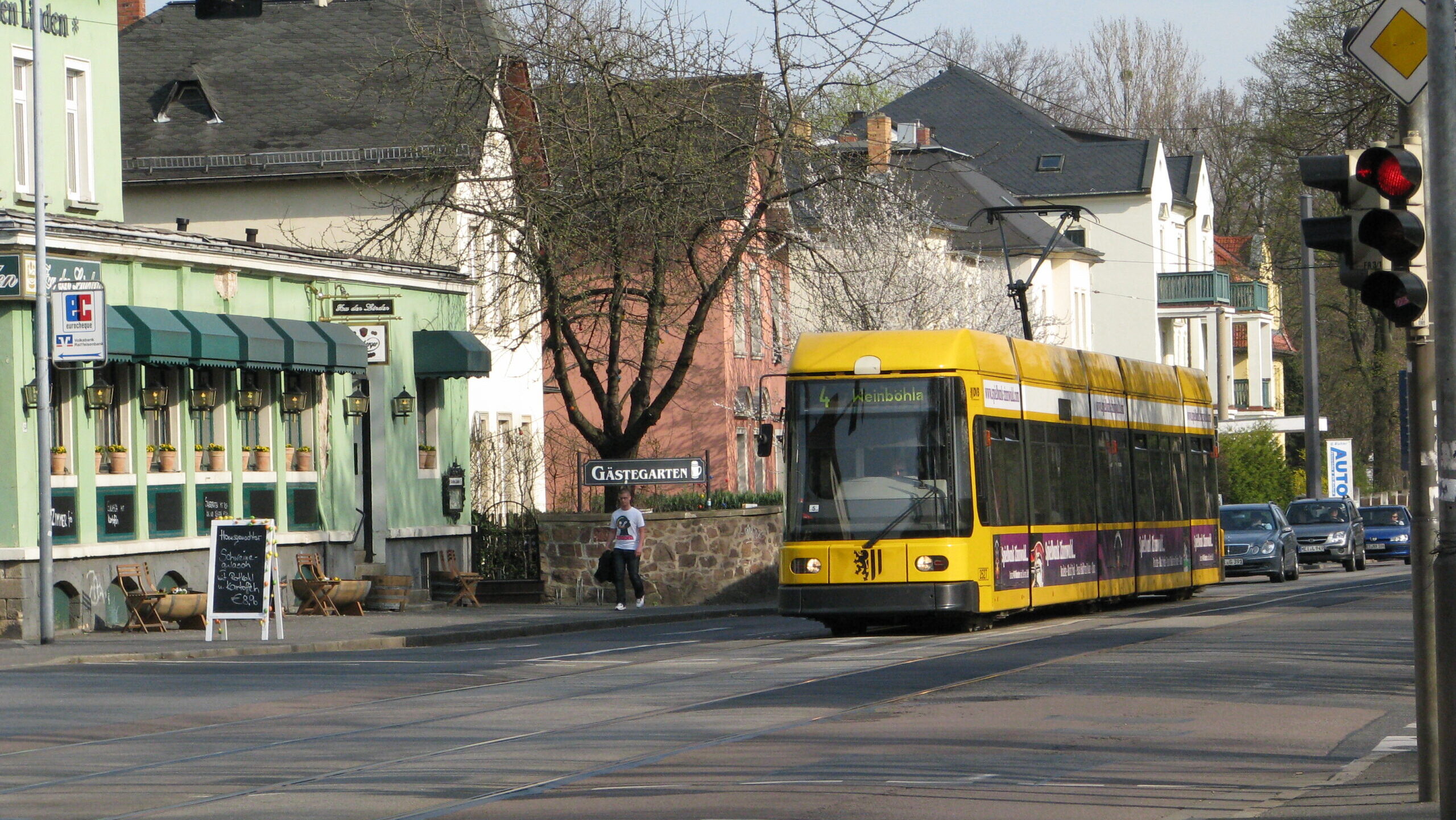 Weinböhla, mit der Linie 4. Foto: © Archiv