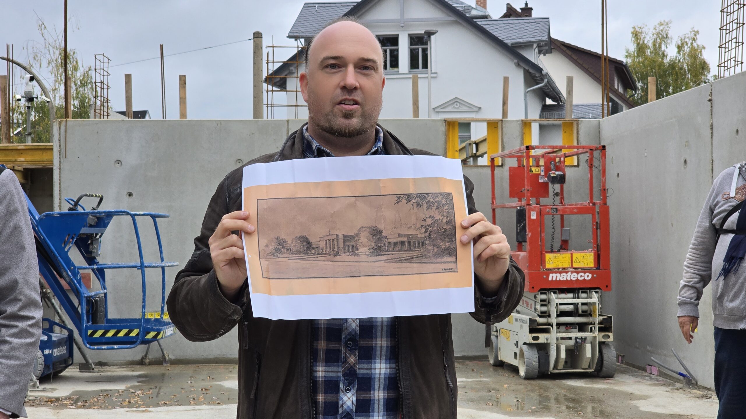 Die Erweiterung des Museums wurde schon von Klara May geplant wie Robin Leipold zur Grundsteinlegung zeigen konnte.