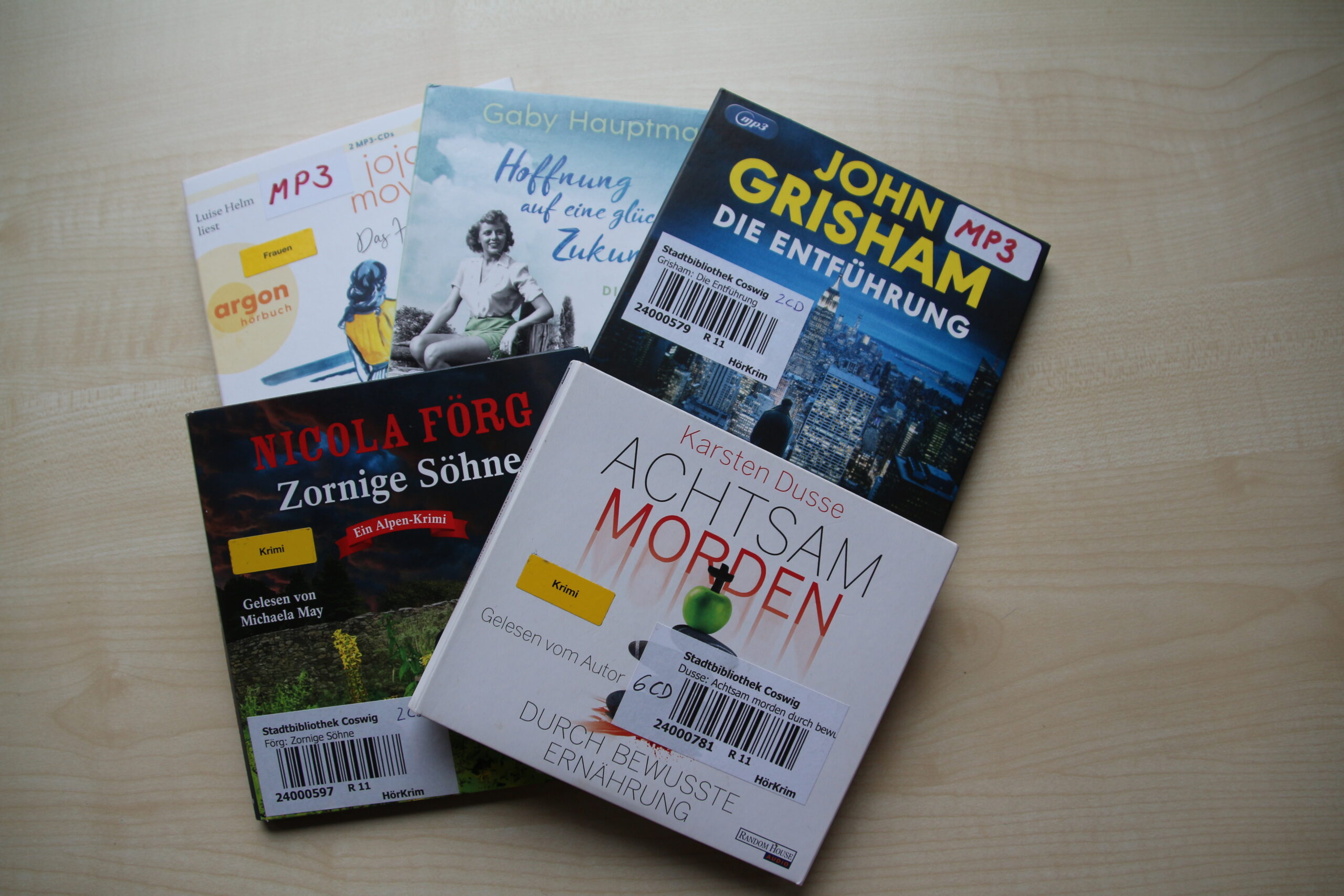 Verschiedene Hörbücher in der Alfred-Prescher-Stiftung - Foto © Stadtverwaltung Coswig