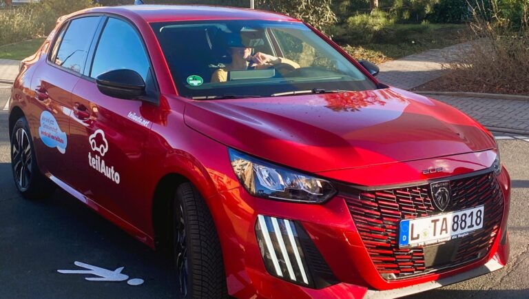 Neue Station an der Breiten Straße ergänzt das bestehende Angebot mit insgesamt drei Fahrzeugen. Foto © Stadt Coswig