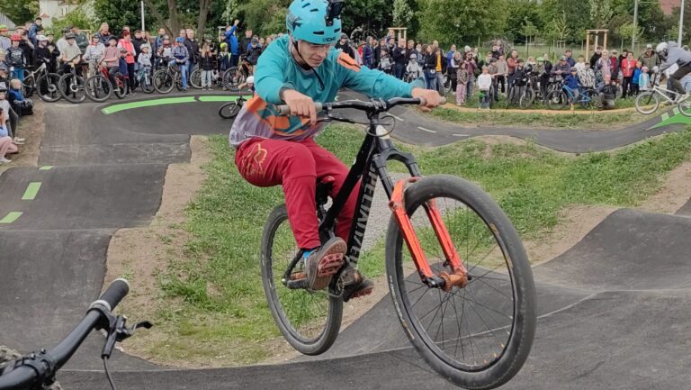 Vom 30. März bis 19. April wird im Bikepark umgebaut. Foto © Branczeisz