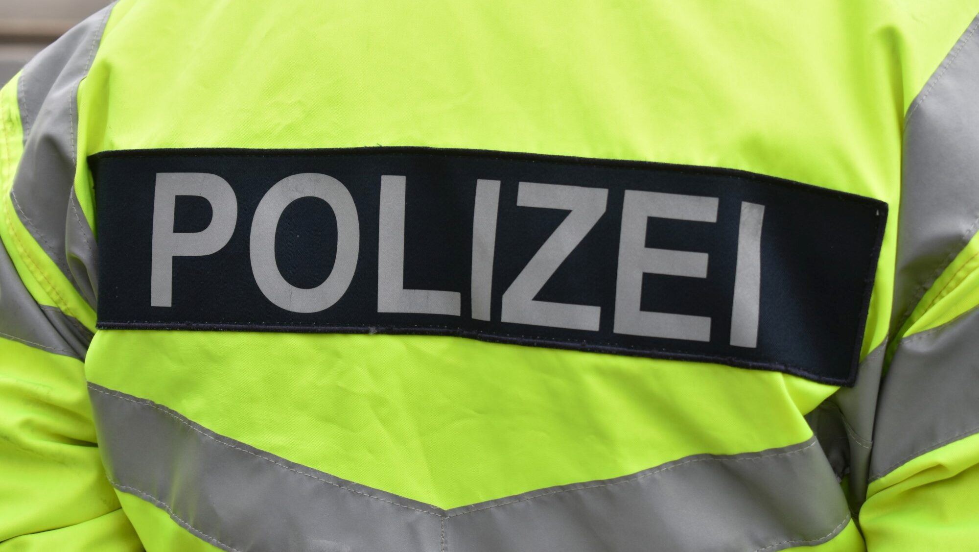 Polizei sucht Zeugen und wichtigen Helfer zur Klärung des Unfallhergangs. Foto © Archiv