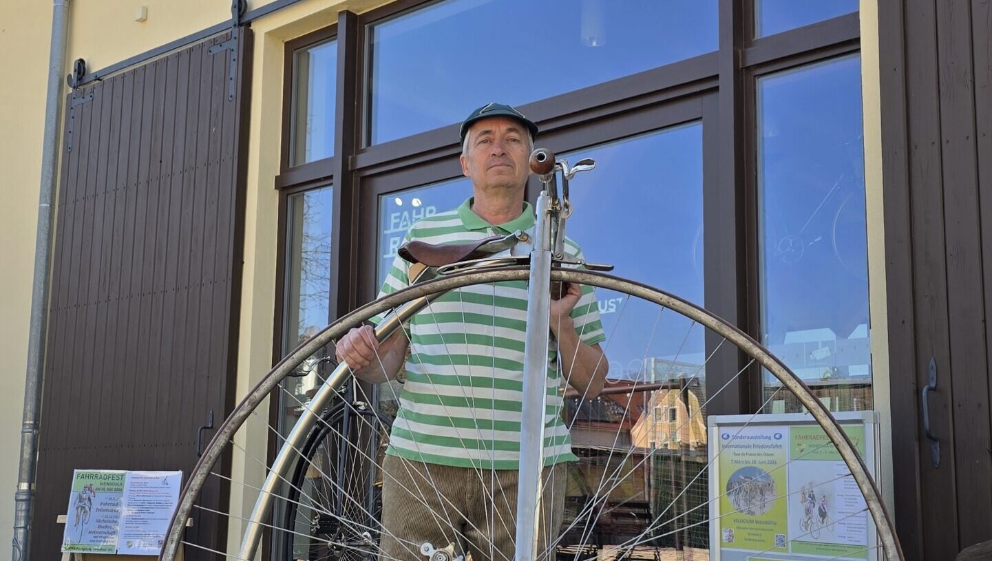 Steffen Stiller vom VELOCIUM Weinböhla lädt ein. Foto © Branczeisz