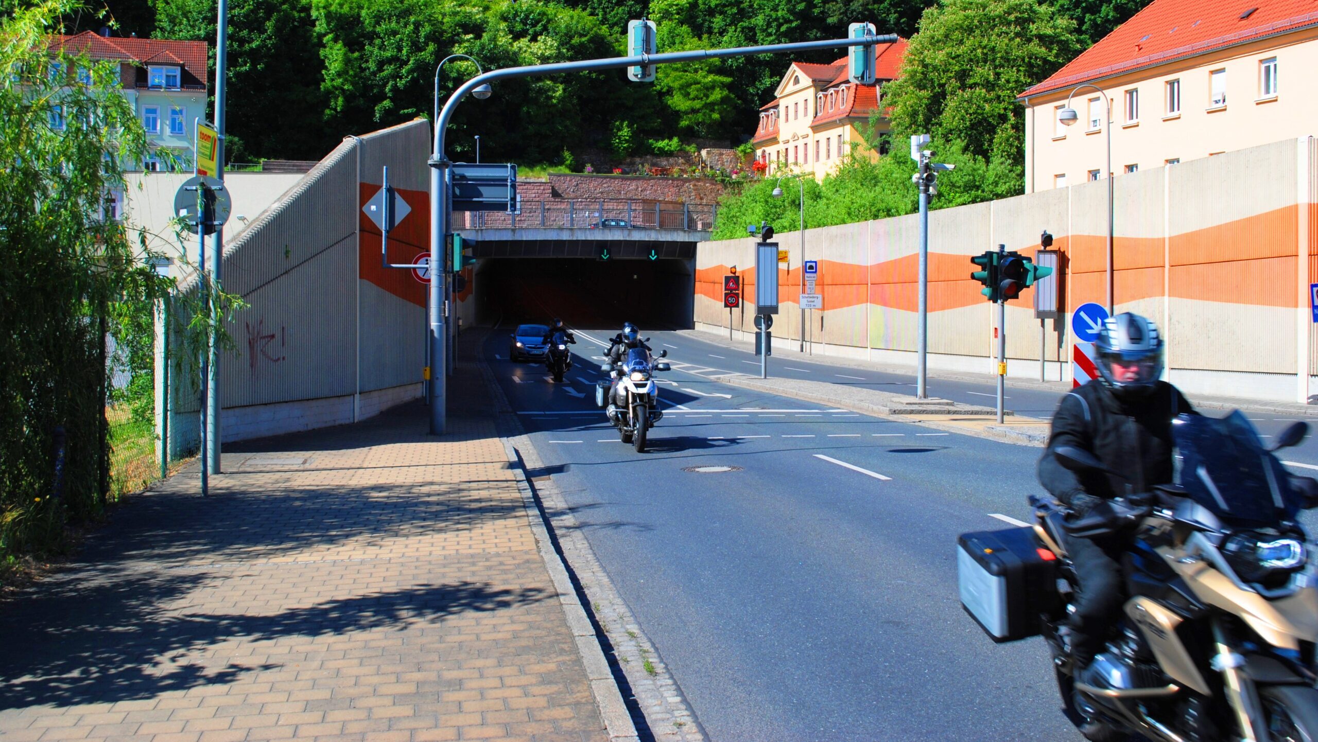 Sperrung des Schottenbergtunnels in Meißen: Autofahrer müssen sich auf Umleitungen einstellen. Foto © Stadt Meißen