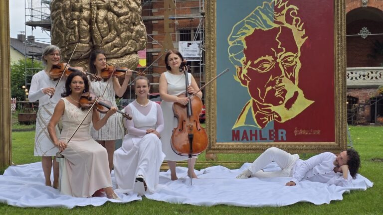„Gustav Mahlers Musen“ präsentieren Werke des Komponisten in der Besetzung eines Streichquartetts. Foto © Branczeisz