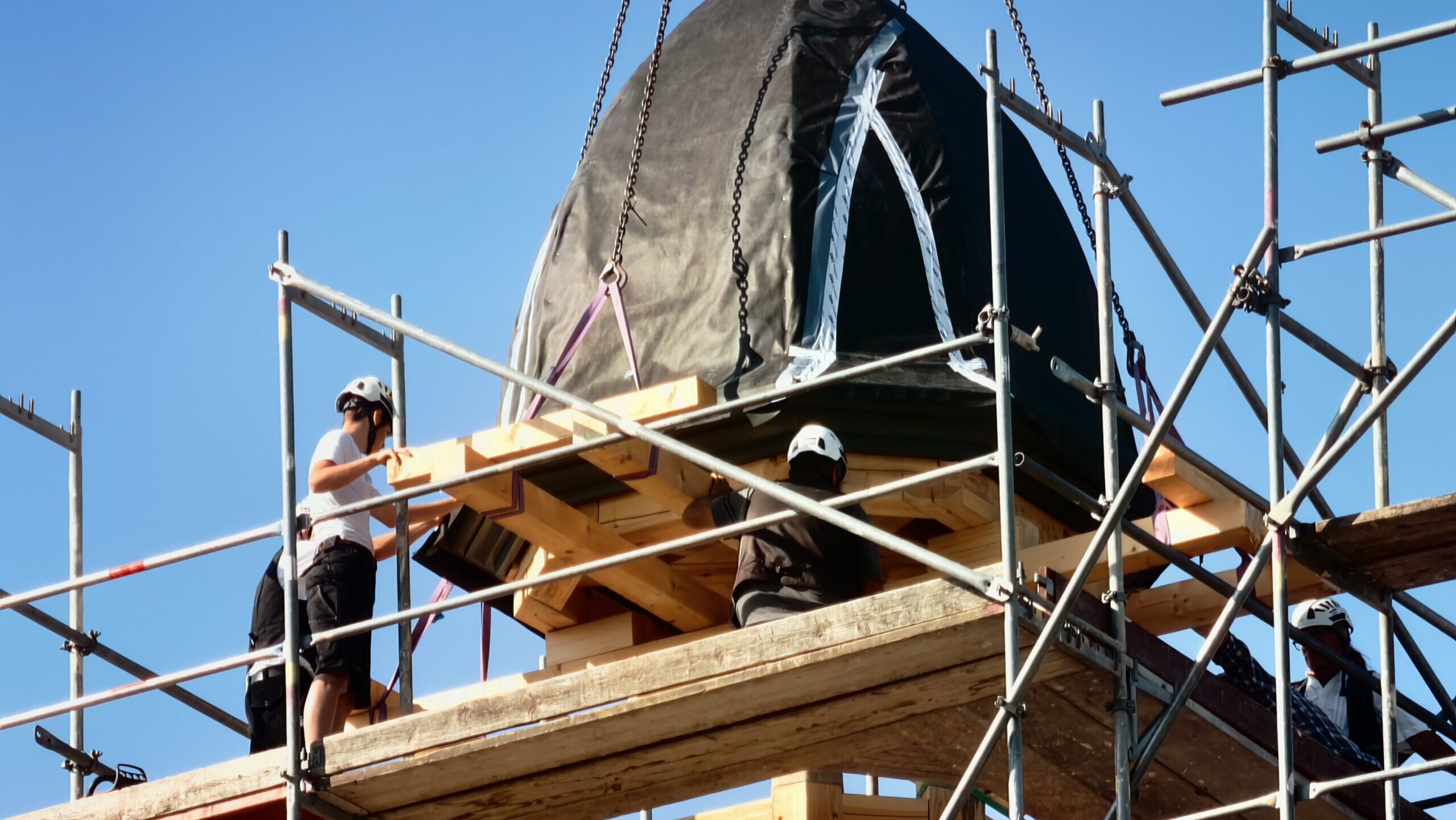 Der Turm des Alten Ratskellers ist zurück. Foto © Branczeisz