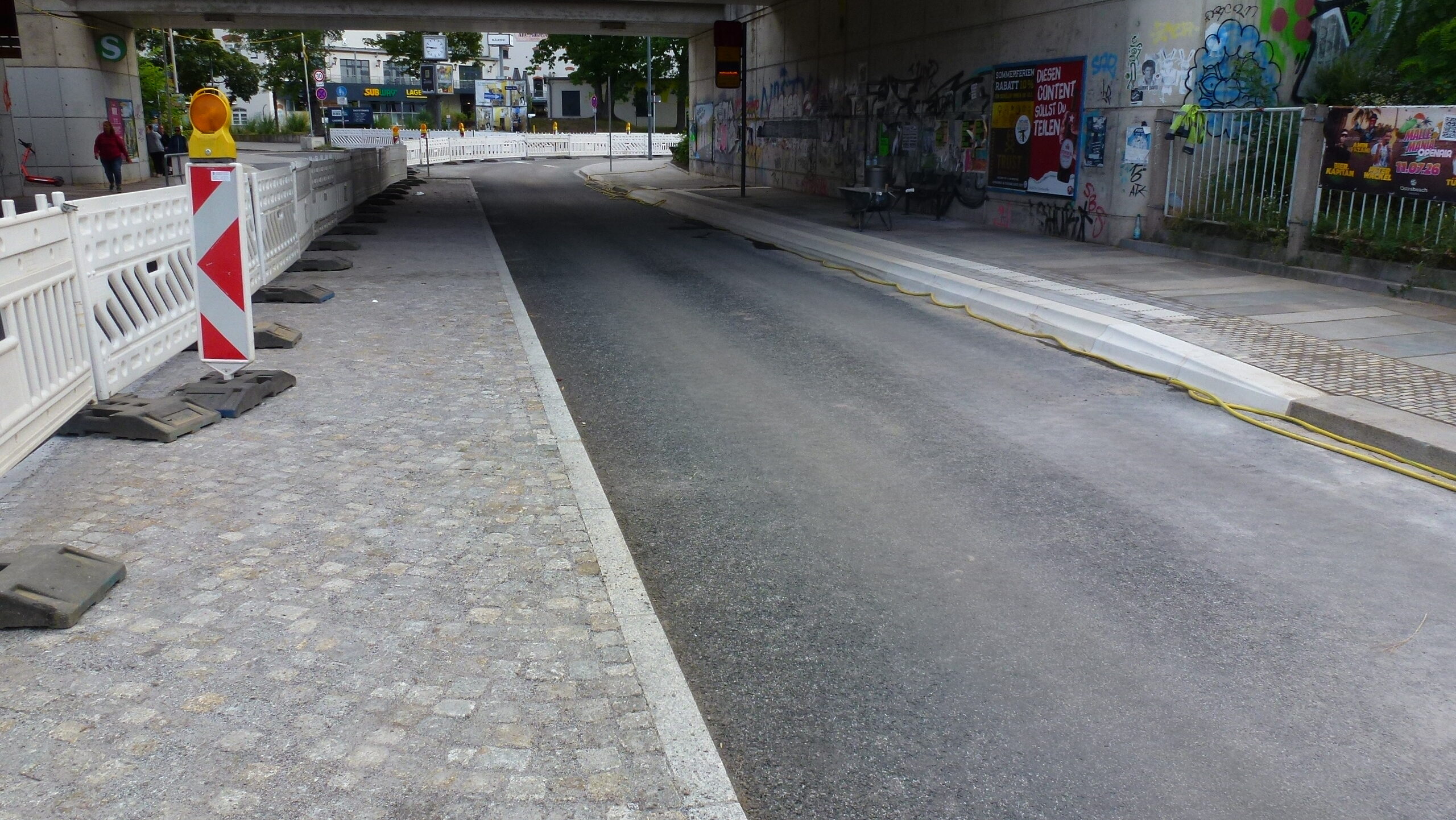 Die Haltestellen am Leisniger Platz sind barrierefrei ausgebaut. Ab 24. Juli enden die Verkehrseinschränkungen in Dresden-Pieschen. Foto © Dresden