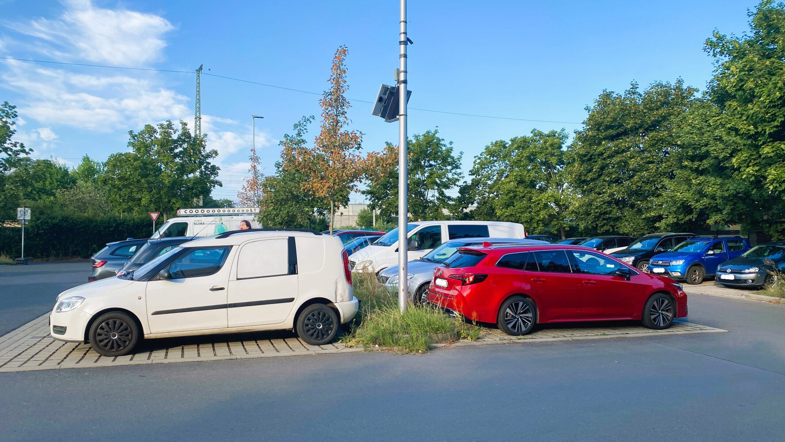 P+R gesperrt: Rathaus und Festplatz dienen als Alternative. Foto © Coswig