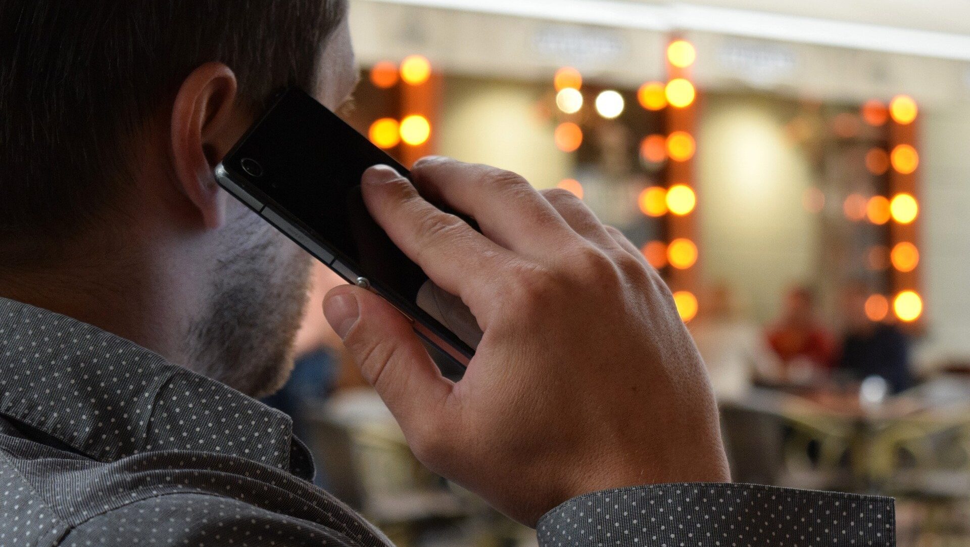 Betroffene sollten sich am Telefon nicht unter Druck setzen lassen und angebliche Notlagen zunächst bei Angehörigen überprüfen. Foto © pixabay