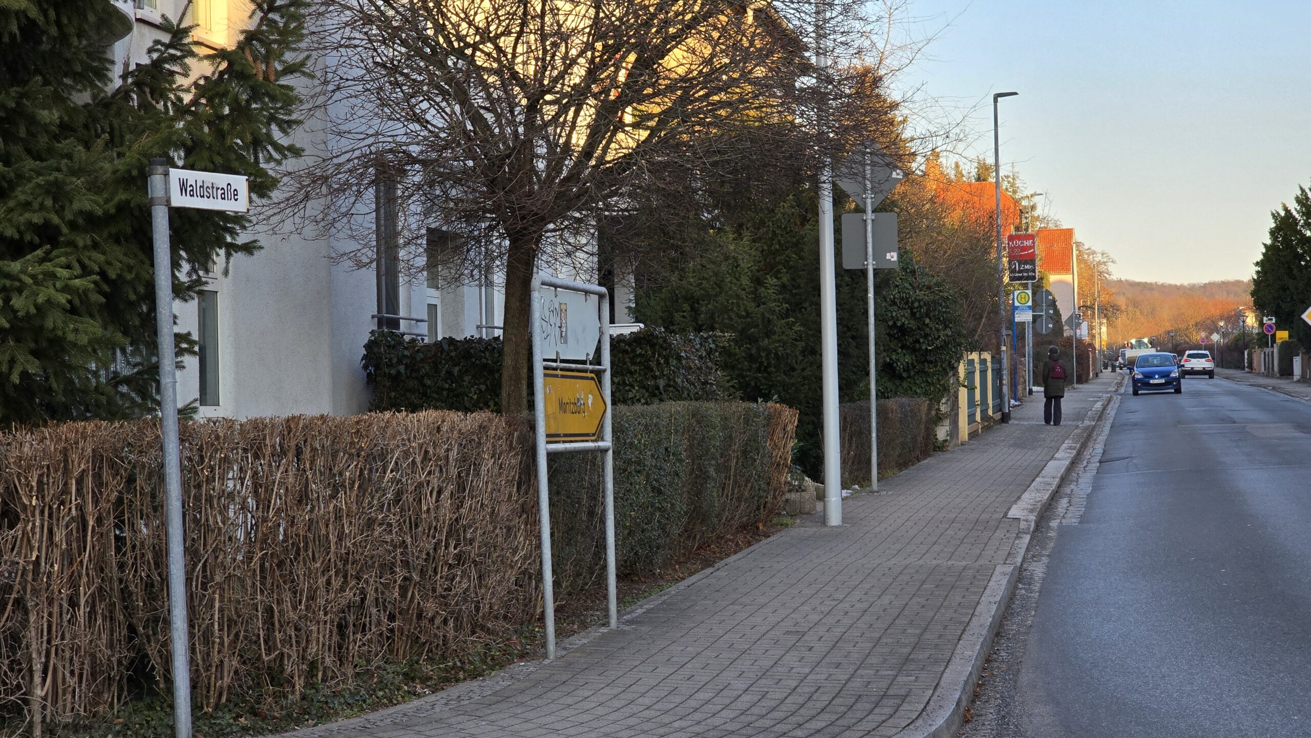 Der Ausbau der Waldstraße geht in den letzten Abschnitt. Ab 22. September gelten Vollsperrung, Umleitung und Änderungen im Busverkehr. Foto © Branczeisz