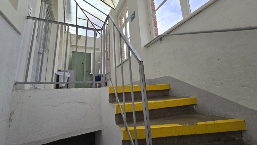 Die Wendeltreppe im Anbau wäre damit nicht mehr nutzbar.
Foto © Branczeisz