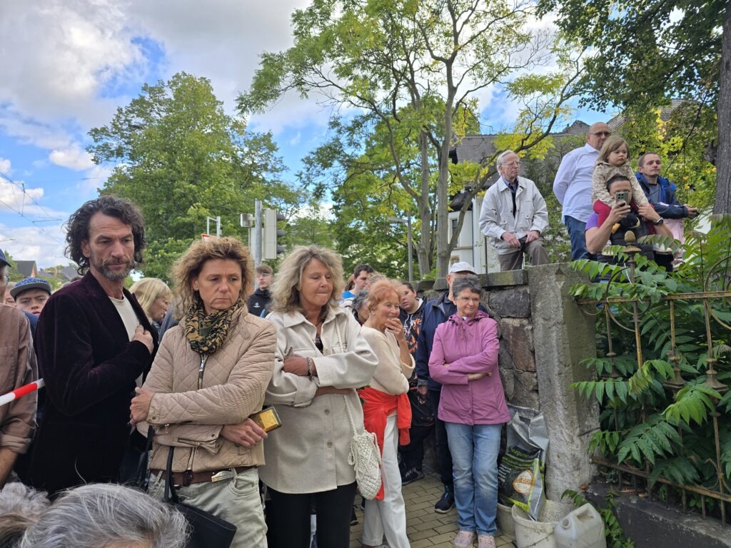 René Kuhnt und Frau Jeannine unter den vielen Anwesenden. Foto © Branczeisz