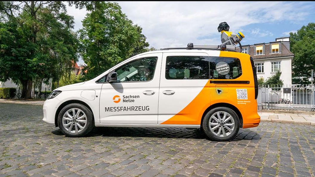 Ein Messfahrzeug von SachsenNetze scannt demnächst Radebeuls Straßen. Foto © SachsenNetze