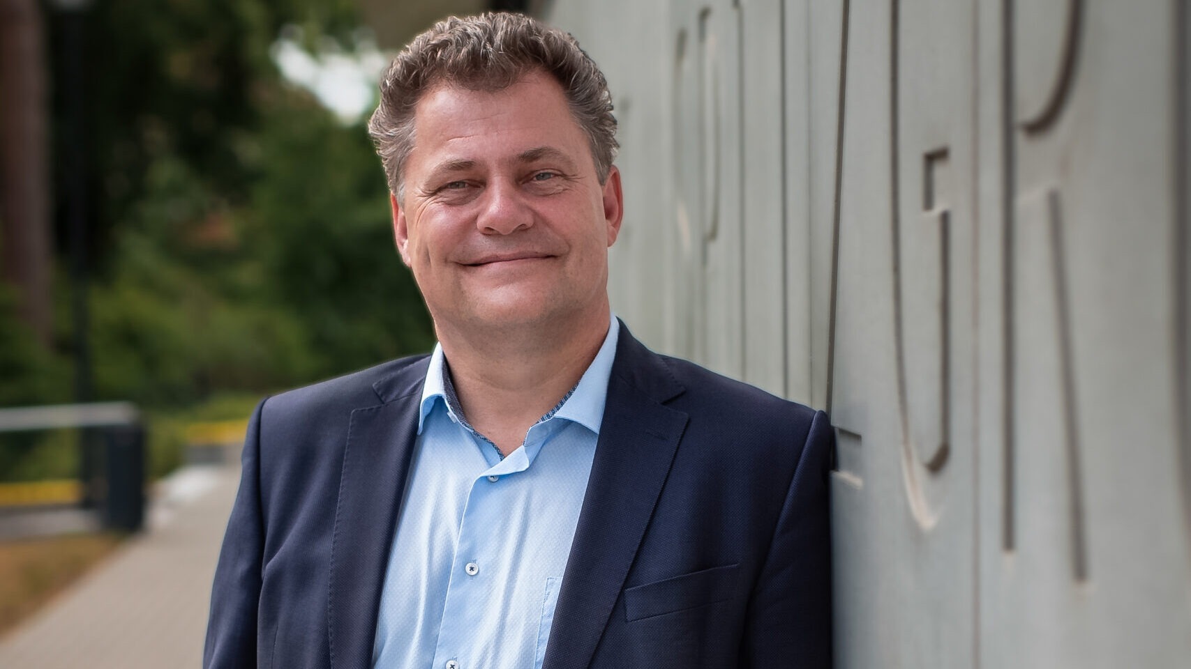 99 Prozent für Thomas Schubert: Coswig bestätigt seinen Oberbürgermeister ungewöhnlich deutlich. Doch nur 32 Prozent der Wahlberechtigten gingen wählen. Foto © Coswig